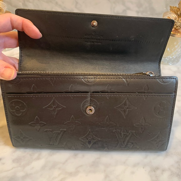Louis Vuitton Dark Monogram Wallet - Picture 2 of 16